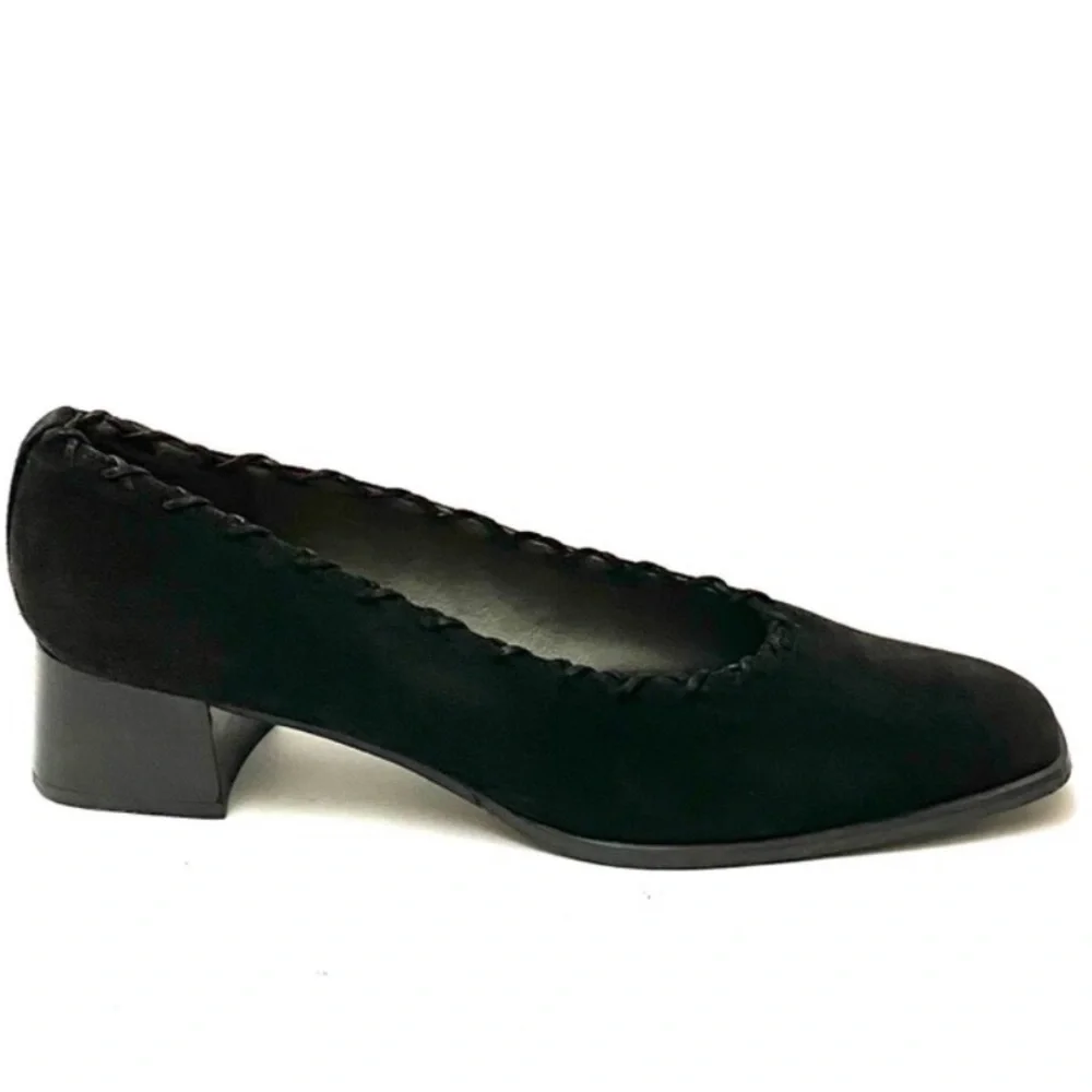 Stuart Weitzman Bixby Black Suede Cross Stitching Block Heel Shoe - Picture 2 of 8